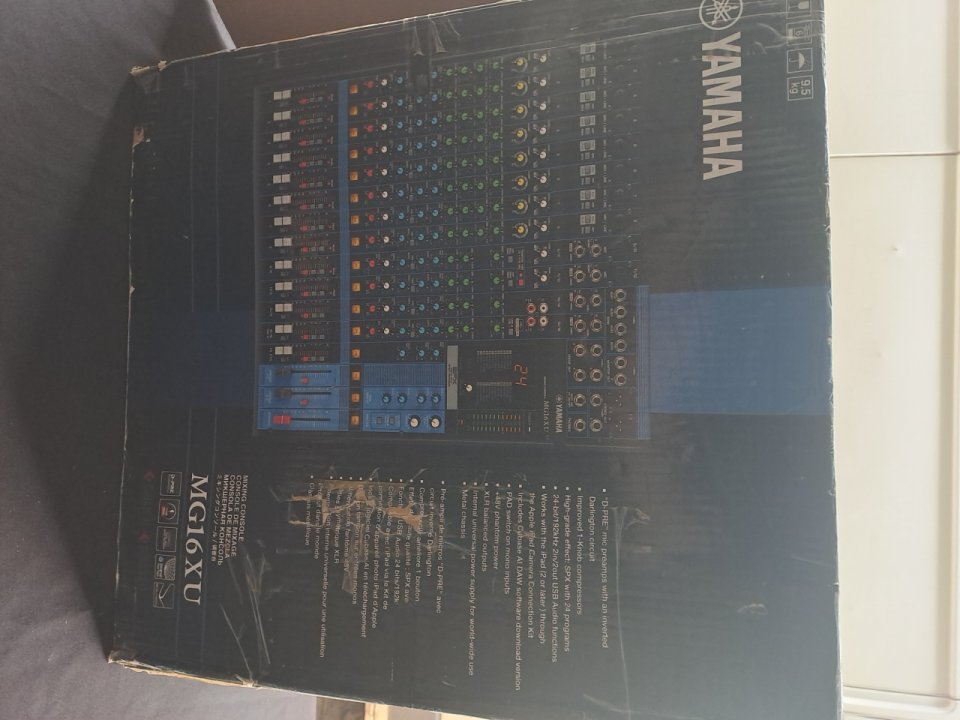 Mesa Yamaha MG16XU de segunda mano · Foto 2 de 8 · Sevilla · 270 €