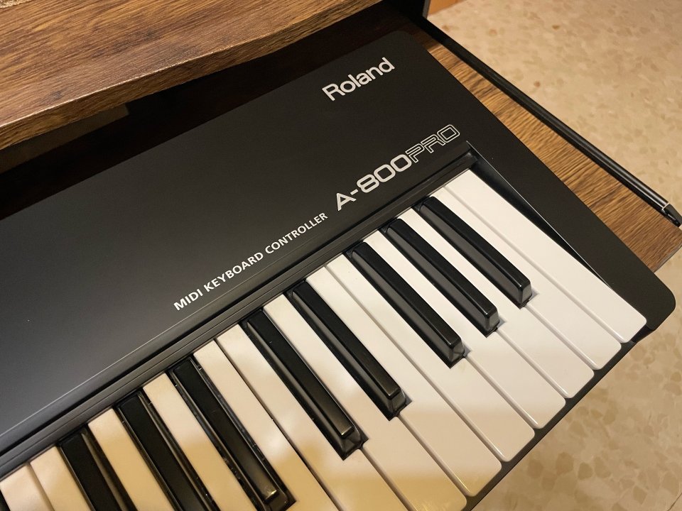 Teclado maestro controlador midi Roland A-800 PRO