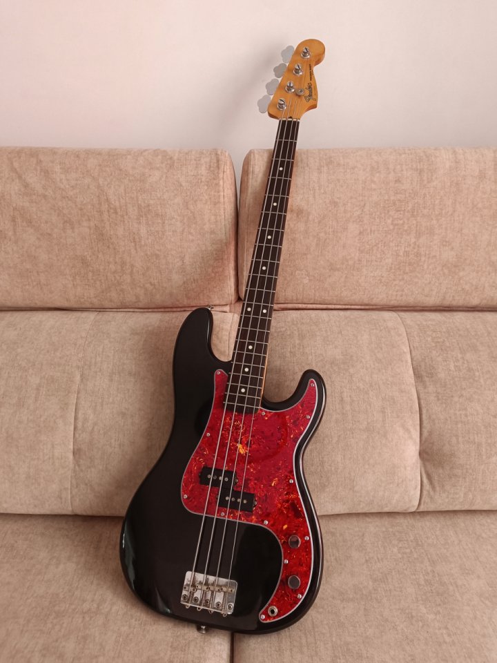 Fender Precision Japan 1994