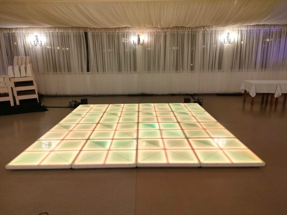 Pista de Baile com LEDs RGB - DMX » 16m2 » 4m x 4m