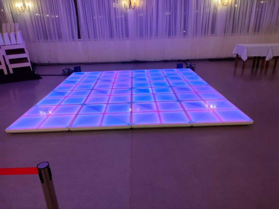Pista de Baile com LEDs RGB - DMX » 16m2 » 4m x 4m