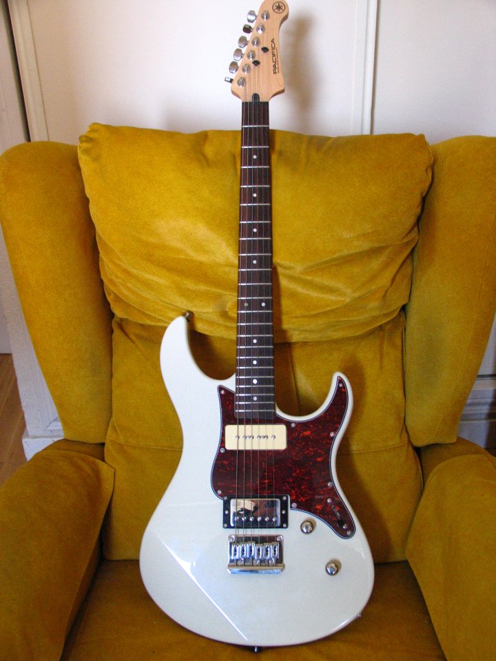 Yamaha Pacífica 311H