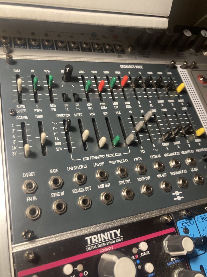 Black corporation Dckards voice