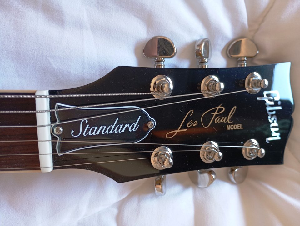 Gibson Les Paul Standard 60s Classic White 2025 de segunda mano · Foto 5 de 10 · Pontevedra · 1850 €