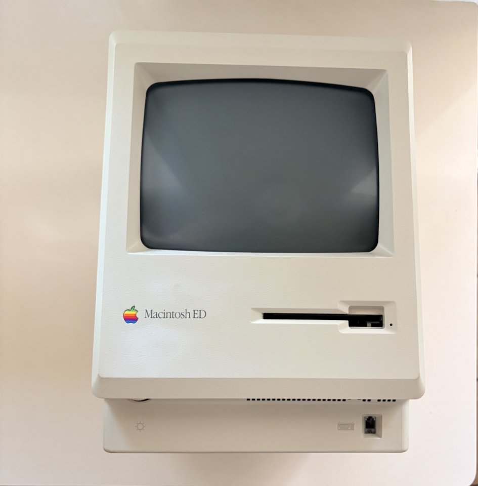 Apple Macintosh ED 512k M0001D Original de segunda mano · Foto 3 de 6 · Barcelona · 650 €
