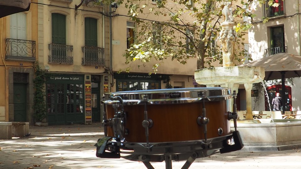 Caixa/Tabal de fusta de cirerer amb blocs."Ceret" de 13" x 5".