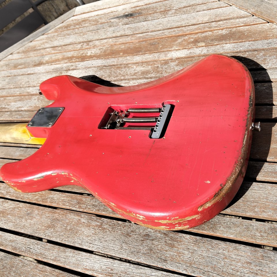 Stratocaster Bad Dog Custom Guitars de segunda mano · Foto 7 de 10 · Illes Balears · 1400 €