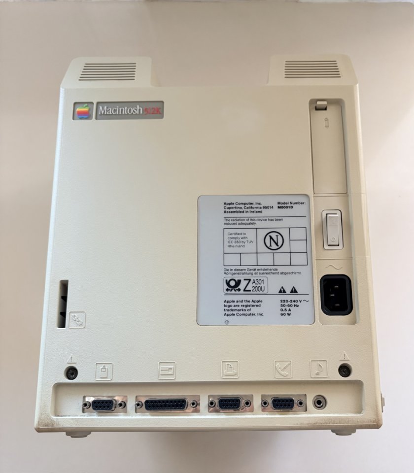 Apple Macintosh ED 512k M0001D Original de segunda mano · Foto 5 de 6 · Barcelona · 650 €