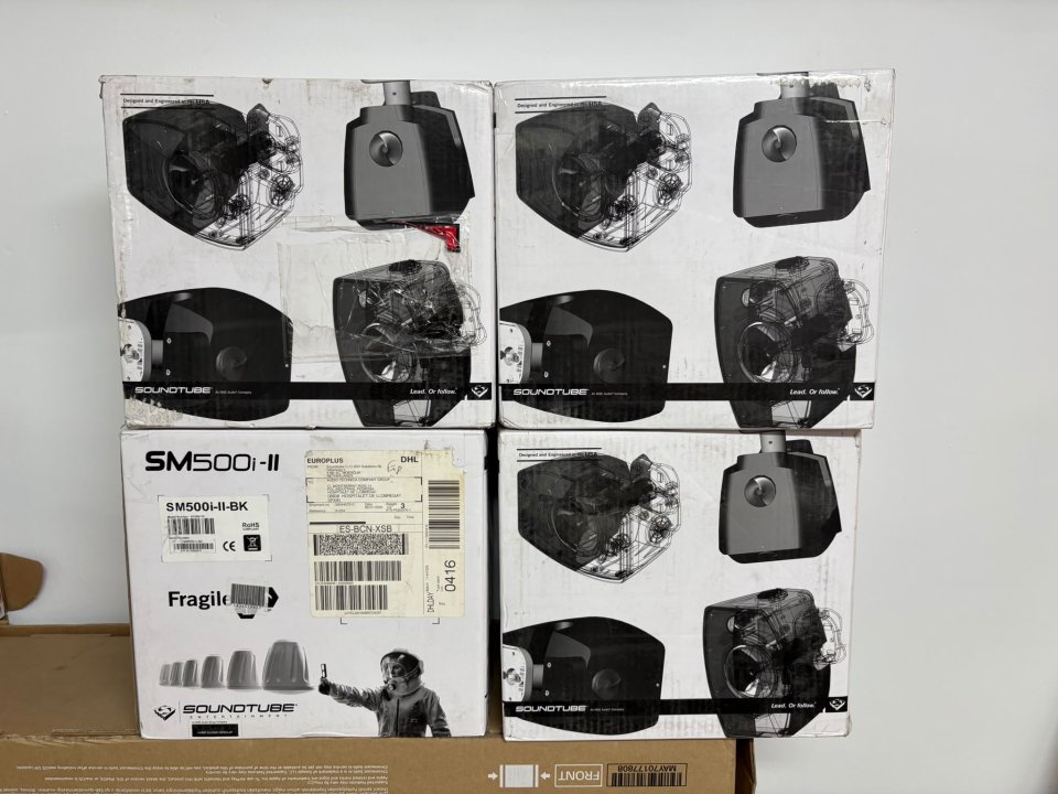 4 Altavoces Soundtube SM500i-BK NUEVO A ESTRENAR de segunda mano · Foto 3 de 3 · Murcia · 200 €