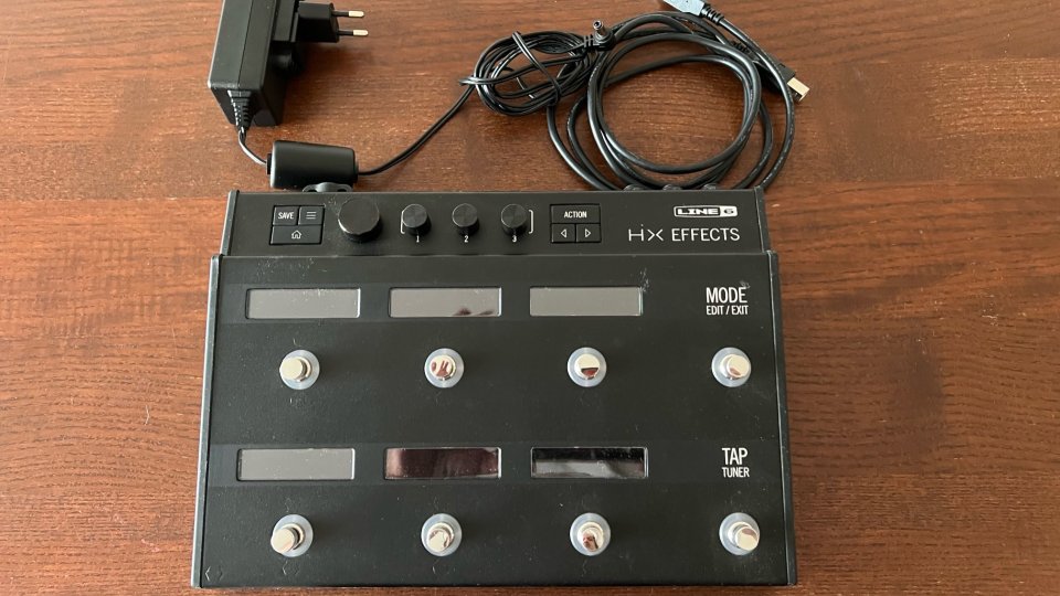 Line 6 HX Effects de segunda mano · Foto 2 de 2 · Madrid · 350 €