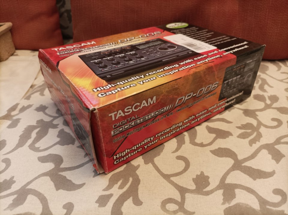 vendo Tascam pocketstudio DP-006 de segunda mano · Foto 3 de 6 · Barcelona · 130 €
