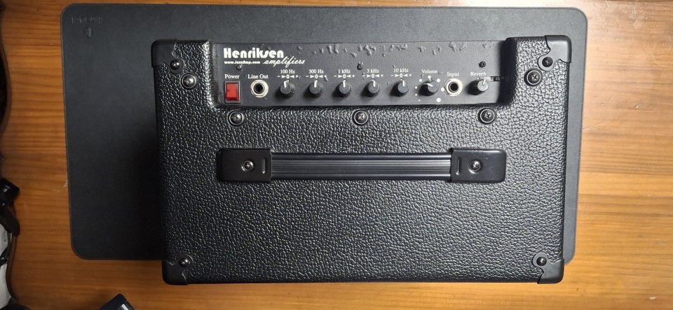 Henriksen JazzAmp 110
