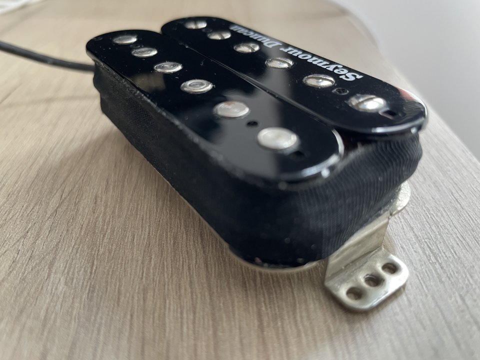 Set Pastillas Seymour Duncan Distortion de segunda mano · Foto 3 de 4 · Madrid · 149 €