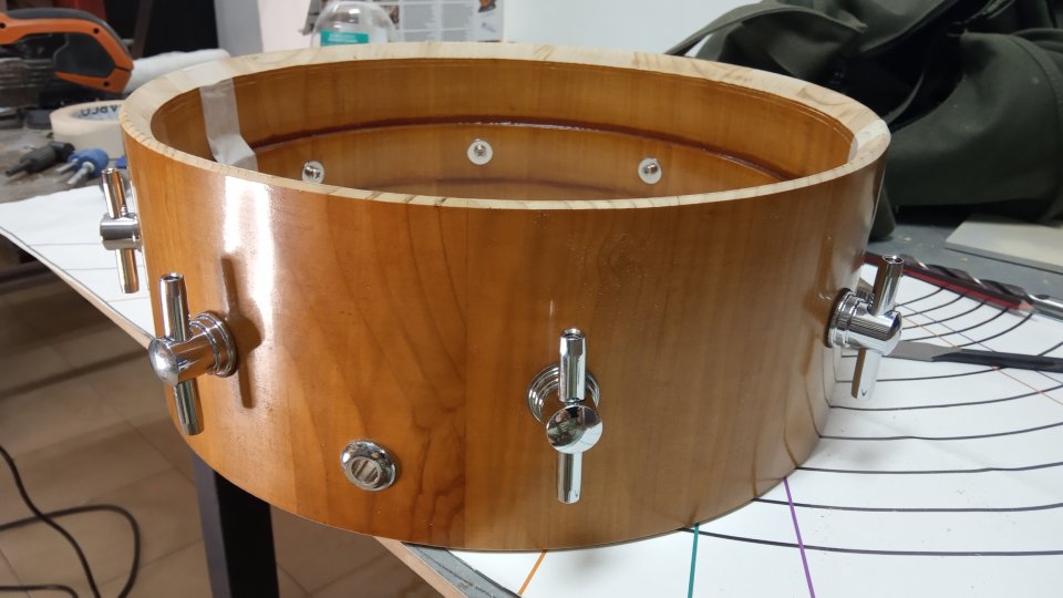 Caixa/Tabal de fusta de cirerer amb blocs."Ceret" de 13" x 5".