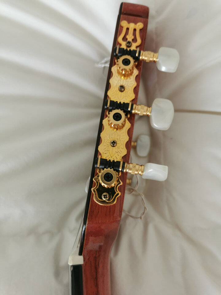 Vendo clásica Alhambra 5P