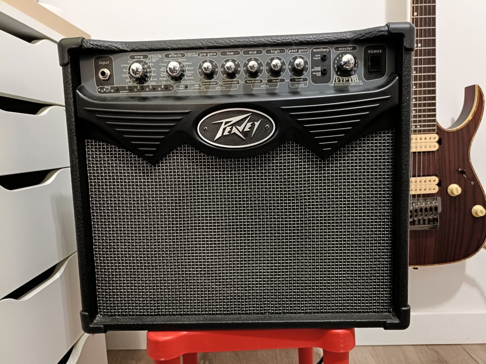 Peavey Vypyr 15w nuevo de segunda mano · Foto 1 de 3 · Madrid · 75 €