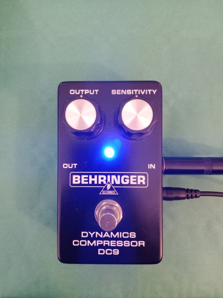 Compresor Behringer DC9