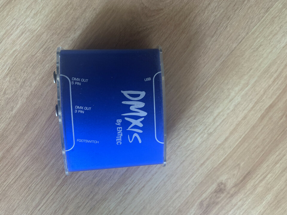 Interface Enttec DMXIS: Control Luces