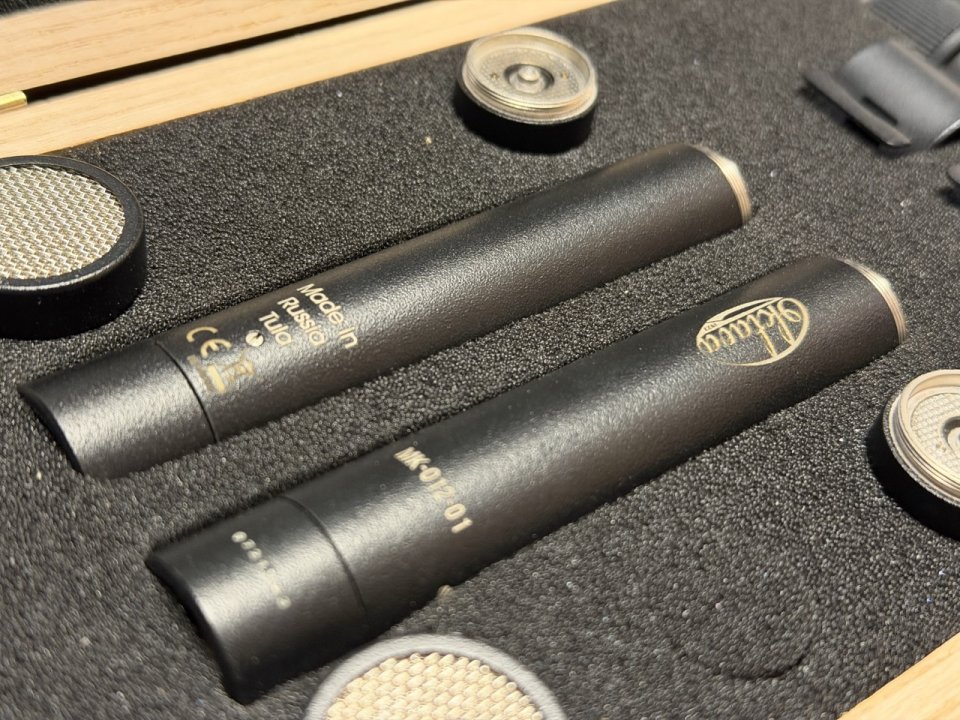 Micrófonos Oktava MK-012-01 Par Negro de segunda mano · Foto 2 de 2 · Málaga · 430 €