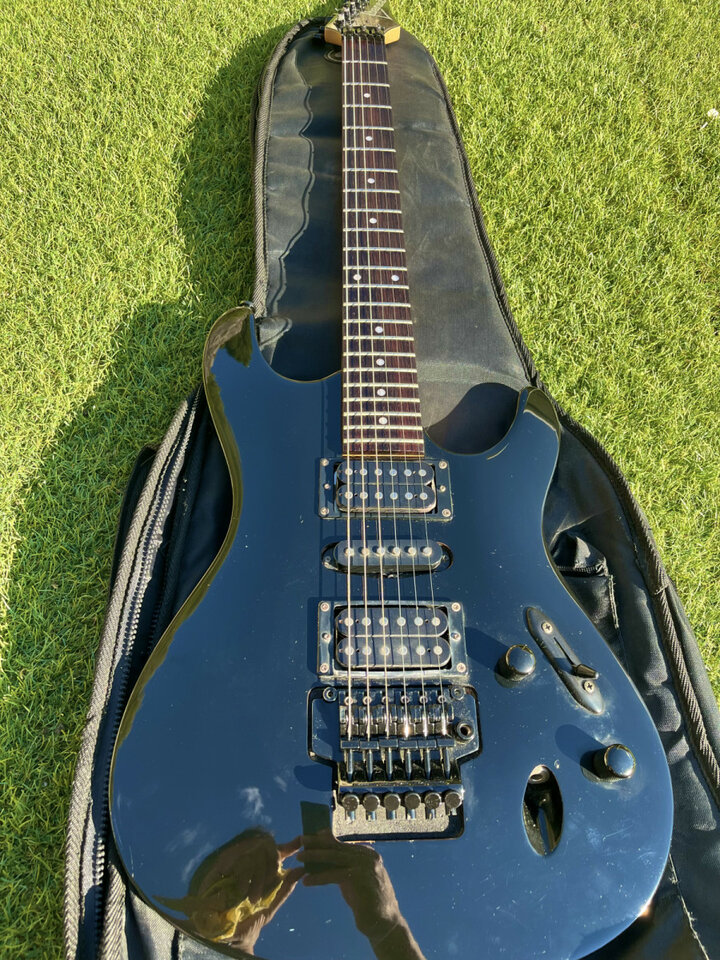 Ibanez SA 270