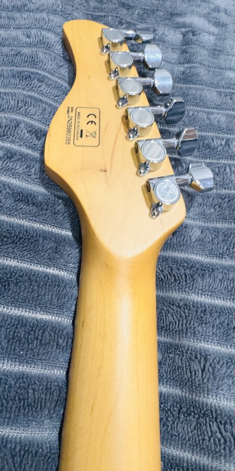 Sire Larry Carlton J3 Vintage White de segunda mano · Foto 7 de 10 · SC Tenerife · 210 €