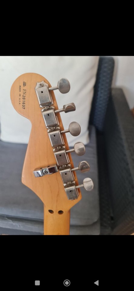 Fender Stratocaster FR CLASSIC STRAT MN 3TS