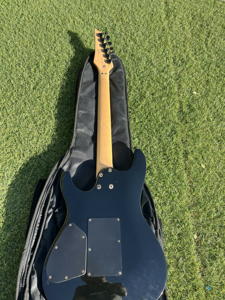 Ibanez SA 270