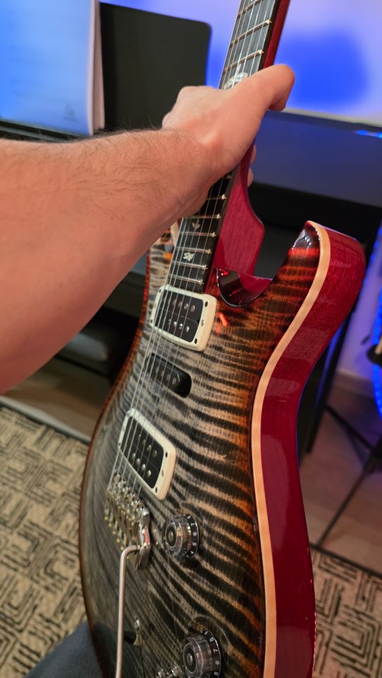 PRS Modern Eagle V