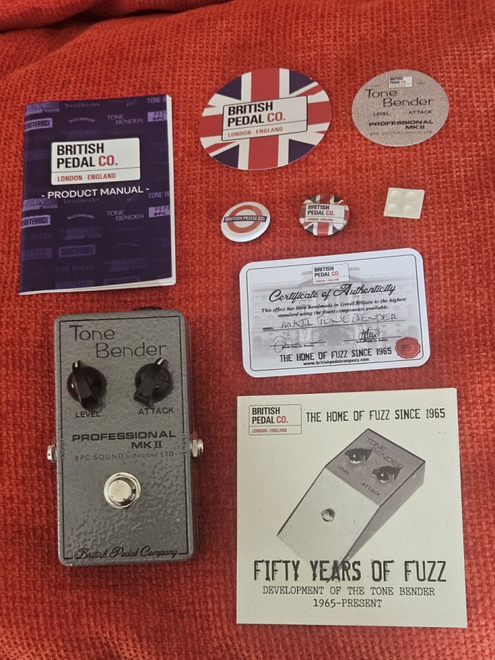 British Pedal Company Compact Series MKII Tone Bender OC81D de segunda mano · Foto 7 de 10 · Alicante · 200 €
