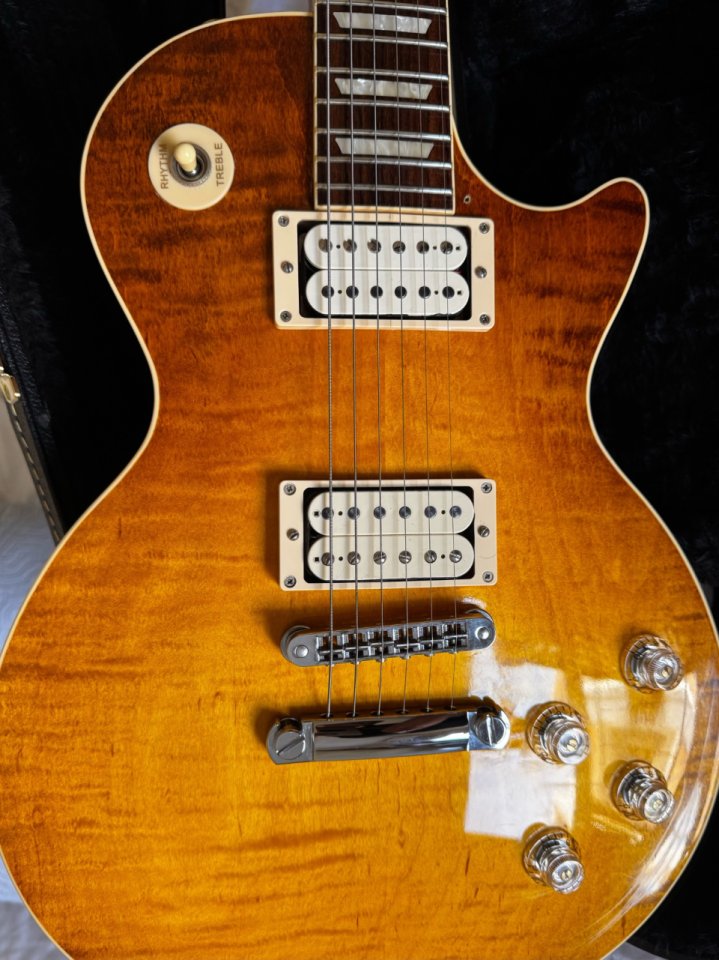 *OFERTON*Heritage H-150 Les Paul Standard Dirty Lemon Burst de segunda mano · Foto 3 de 10 · Murcia · 2100 €