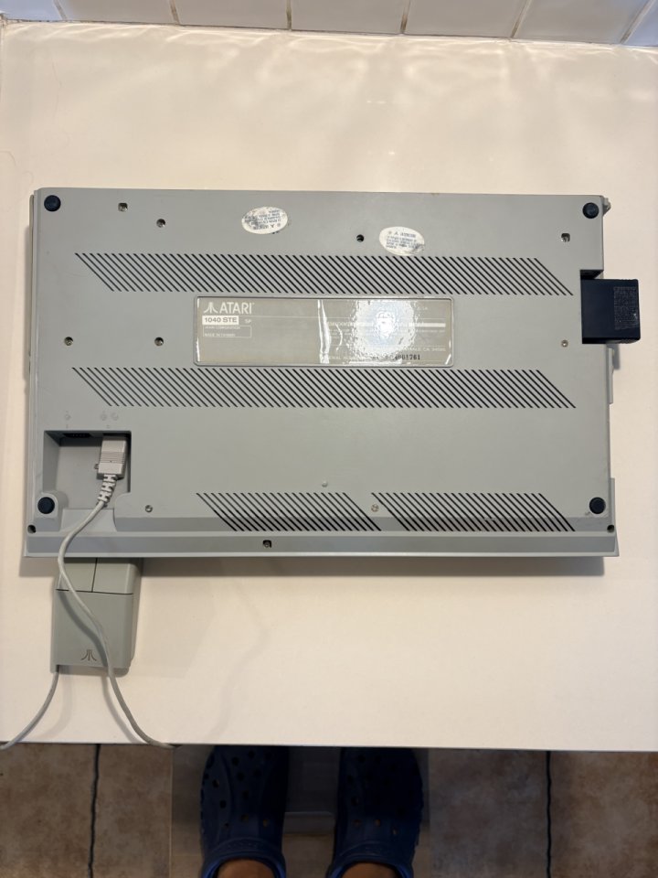 ATARI 1040 STE + Notator 3.0 + Dongle de segunda mano · Foto 7 de 7 · Barcelona · 325 €