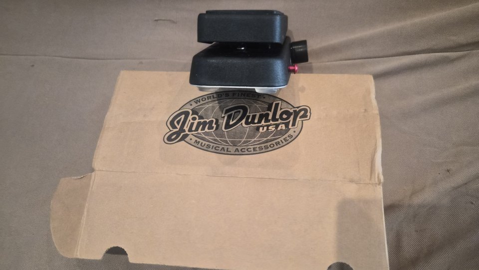 Mister Cry Baby Volumen Wah Model Ew-95V de segunda mano · Foto 6 de 9 · Castellón · 150 €