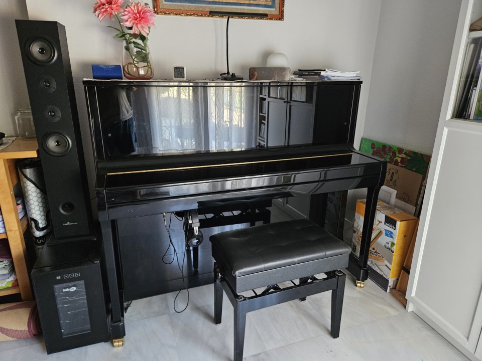 Piano Kawai AnyTime ATX3 – Como nuevo, muy poco uso de segunda mano · Foto 1 de 5 · Sevilla · 5000 €