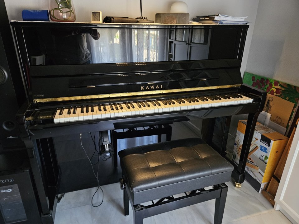 Piano Kawai AnyTime ATX3 – Como nuevo, muy poco uso de segunda mano · Foto 2 de 5 · Sevilla · 5000 €