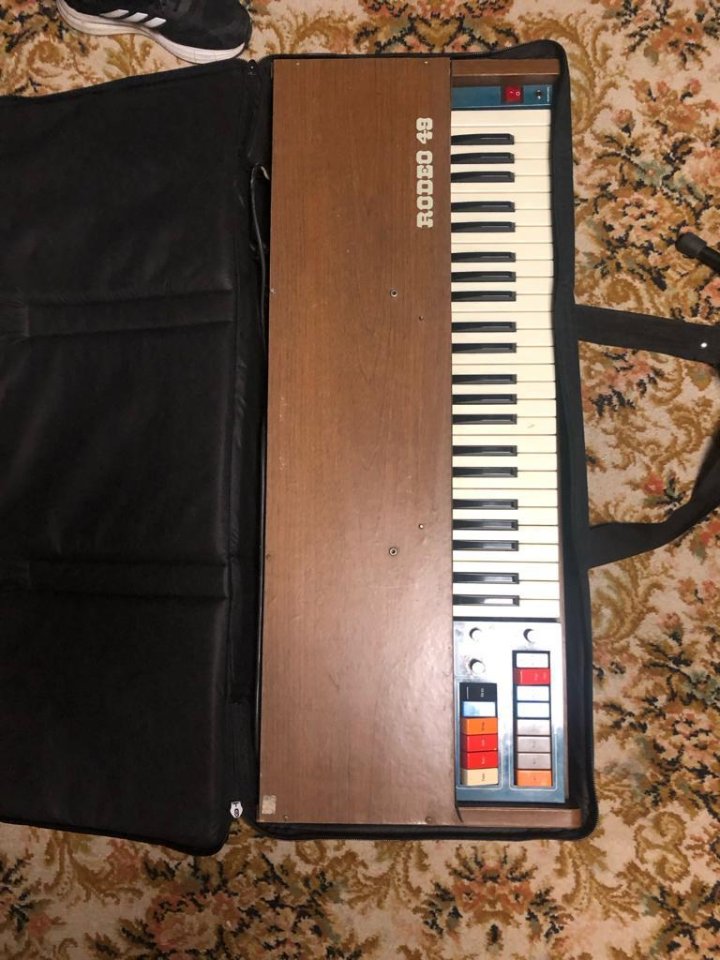 Órgano Gem Rodeo 49