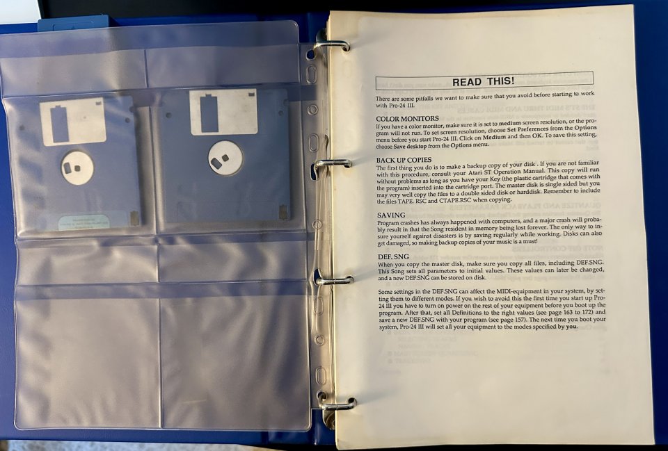 Vintage STEINBERG Twenty Four