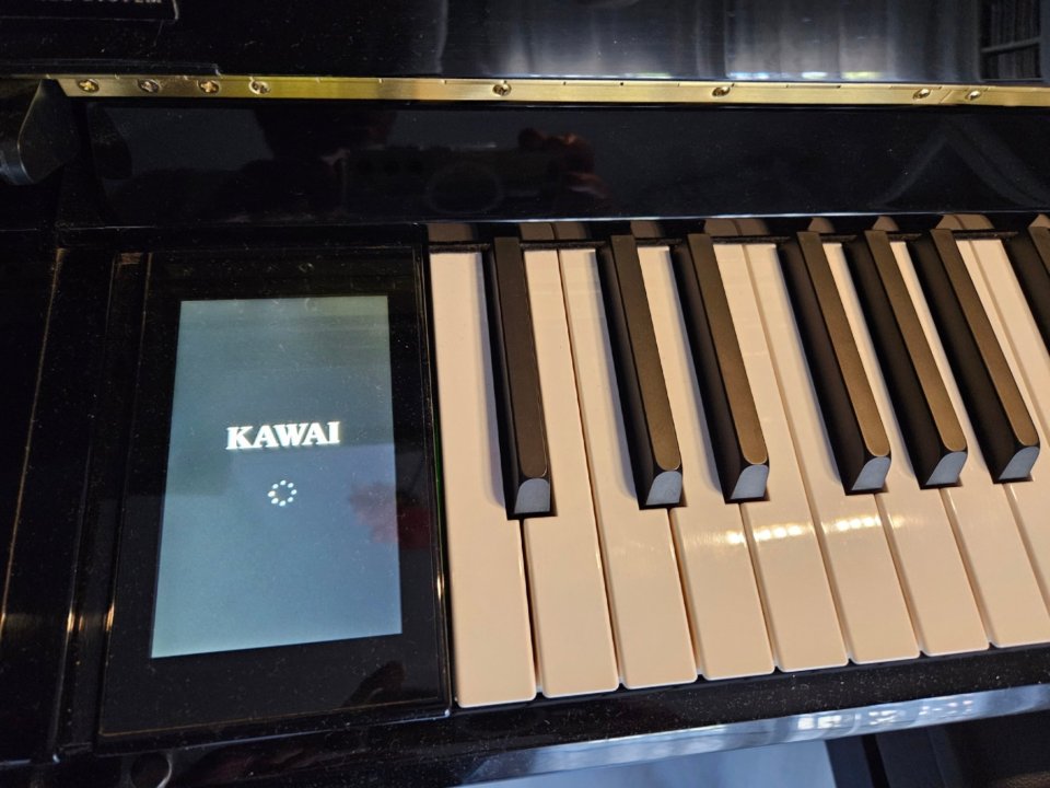 Piano Kawai AnyTime ATX3 – Como nuevo, muy poco uso de segunda mano · Foto 3 de 5 · Sevilla · 5000 €
