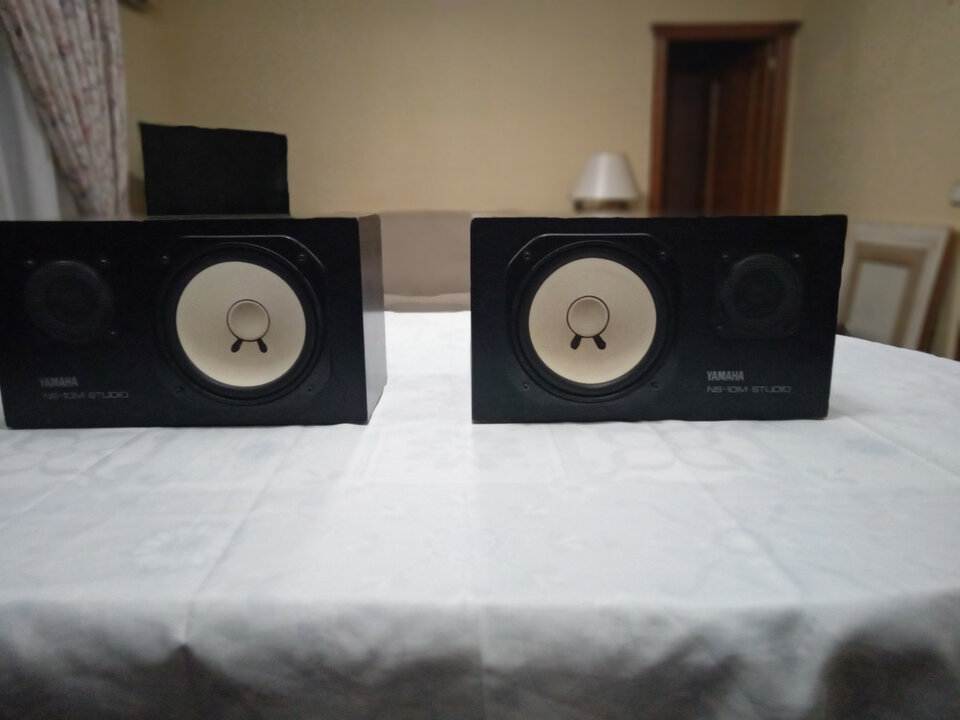 ENVIO INCLUIDO Yamaha NS-10 + 2 etapas Sony MU-A051 de segunda mano · Foto 4 de 8 · Jaén · 800 €