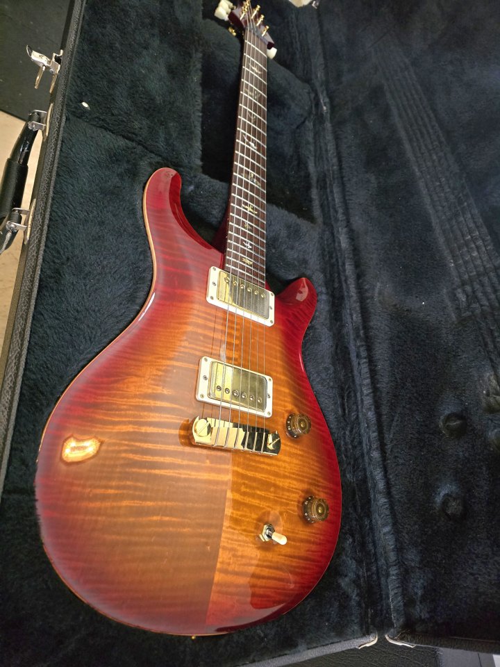 PRS McCarty de segunda mano · Foto 2 de 6 · Málaga · 2000 €