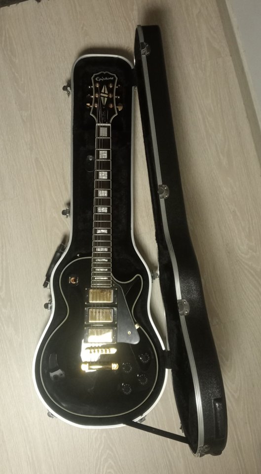 EPIPHONE BLACK BEAUTY de segunda mano · Foto 6 de 10 · León · 650 €