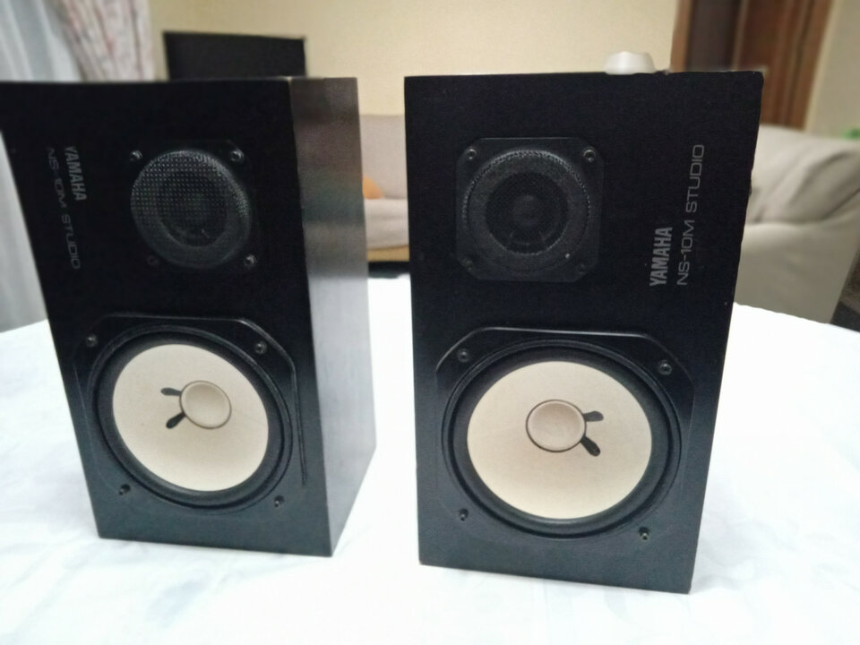 ENVIO INCLUIDO Yamaha NS-10 + 2 etapas Sony MU-A051 de segunda mano · Foto 8 de 8 · Jaén · 800 €