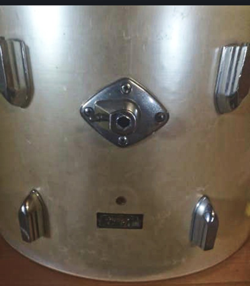 1 brazo PEARL Pieza soporte Toms/bombo + Consola roseta para bombo de la marca Pearl años 60 de segunda mano · Foto 2 de 8 · Girona · 65 €