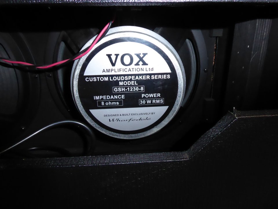 Amplificador Vox AC 30 CC2 de segunda mano · Foto 5 de 7 · Asturias · 850 €
