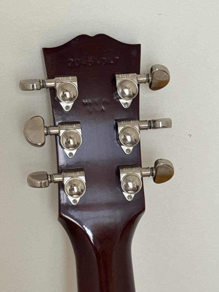 Gibson J-45 STANDARD Exclusive VOS de segunda mano · Foto 4 de 10 · Madrid · 1950 €