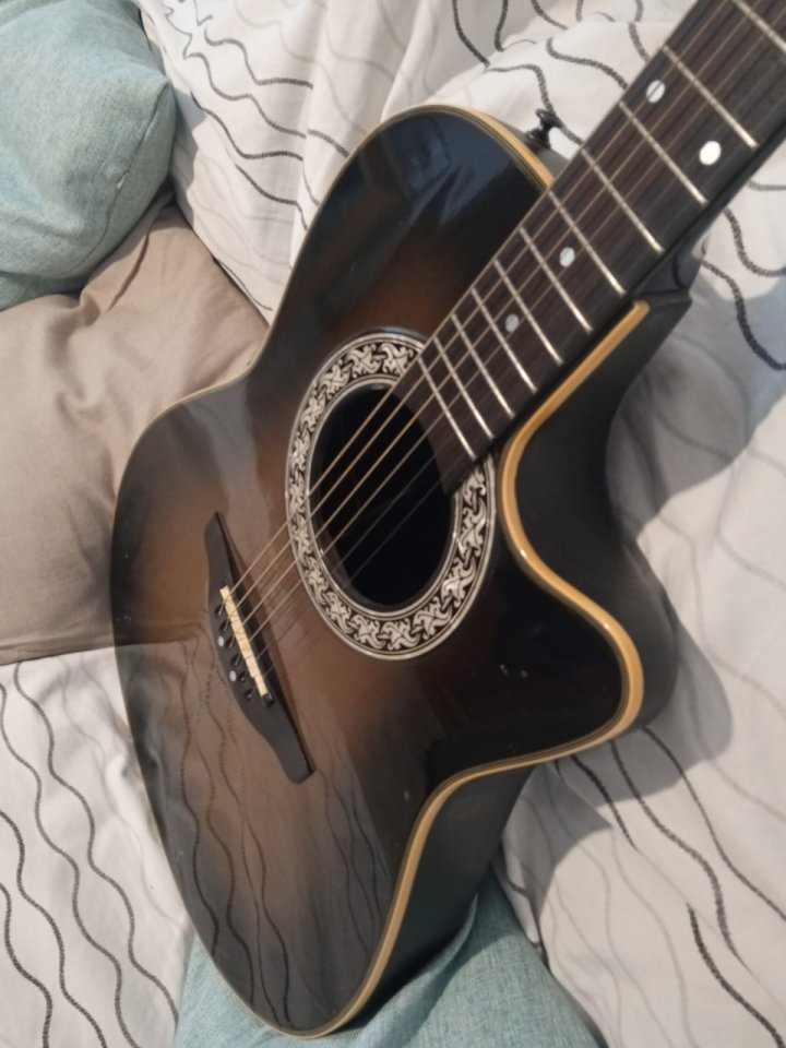 Vendo/cambio Acústica Ovation 3862 pinnacle series, made in Japan de segunda mano · Foto 1 de 10 · Madrid · 485 €