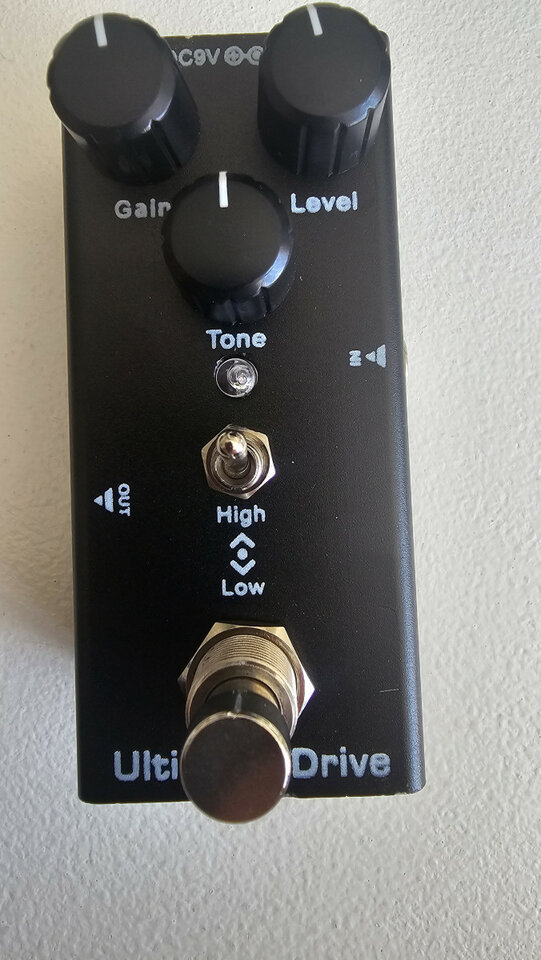 Pedal MINI OVERDRIVE para guitarra o bajo.