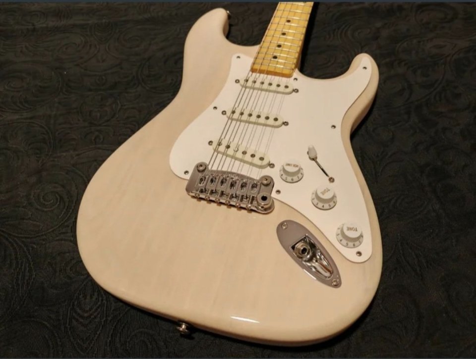 Guitarra G&L Legacy Fullerton Deluxe USA