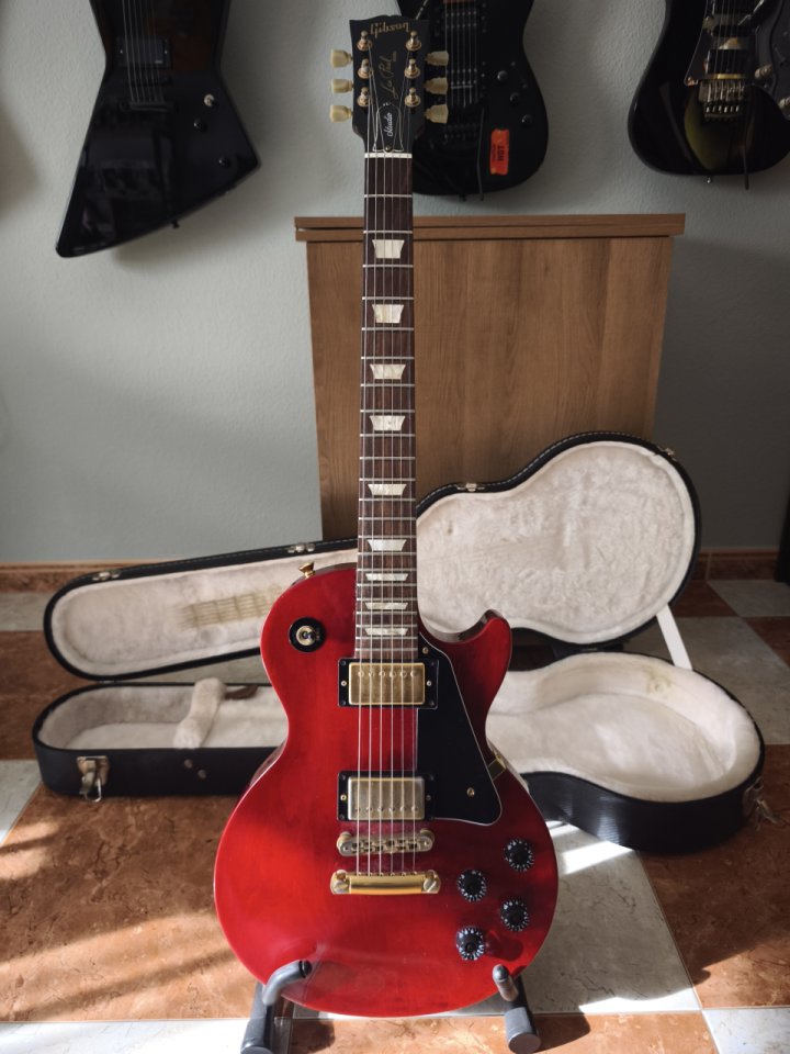 GIBSON LES PAUL STUDIO WINE RED 2008 con estuche gibson