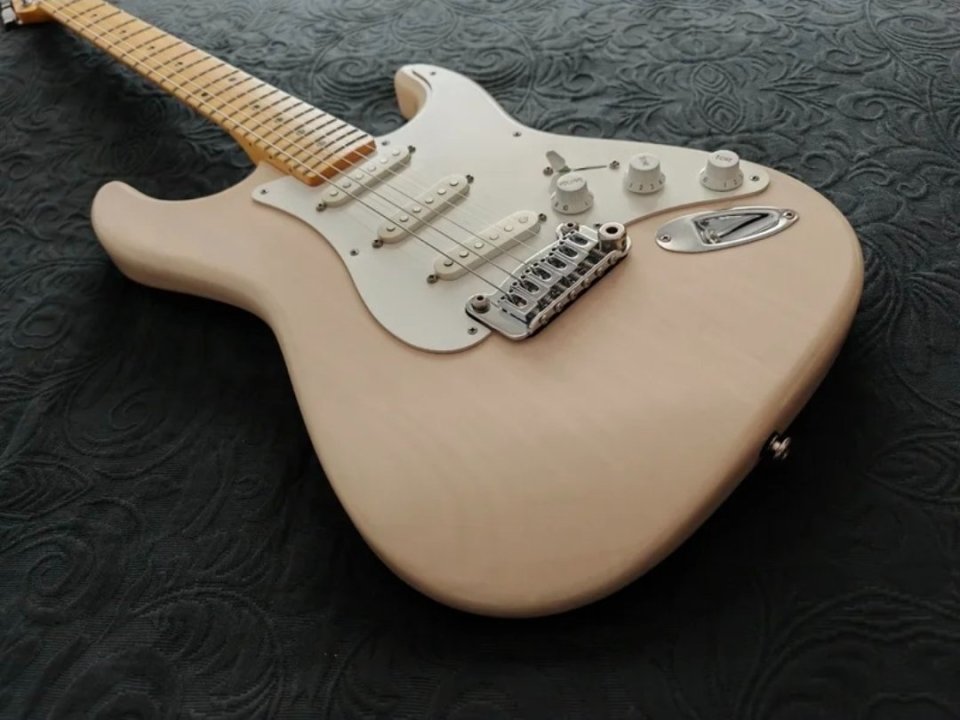 Guitarra G&L Legacy Fullerton Deluxe USA