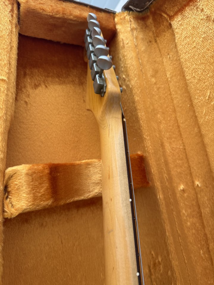 Fender Stratocaster Custom Shop 60 Surf green Matching headstock de segunda mano · Foto 8 de 10 · Valencia